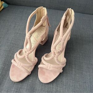 Cute Sole Society size 8 pink suede sandal zip back 2.25” heel good cond…